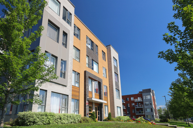 Four Ways Apartment Cleaning Freshens Up Your Building