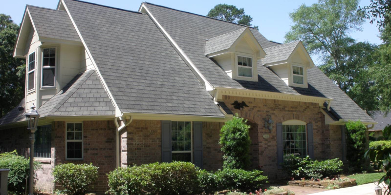 Roof Cleaning in Chesterfield, Missouri