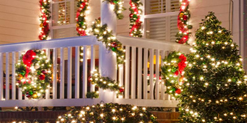 Roof-cleaning-by-Maverick-softwash-9-1-pduw5xa7sd7bnx9ehblh3vtx6em3p1fqaw33yfiuu8 Christmas Lighting in St. Louis, Missouri